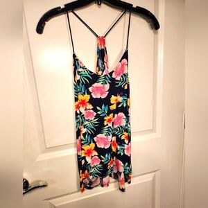 😀 Floral XL speghetti strap flowy tank top